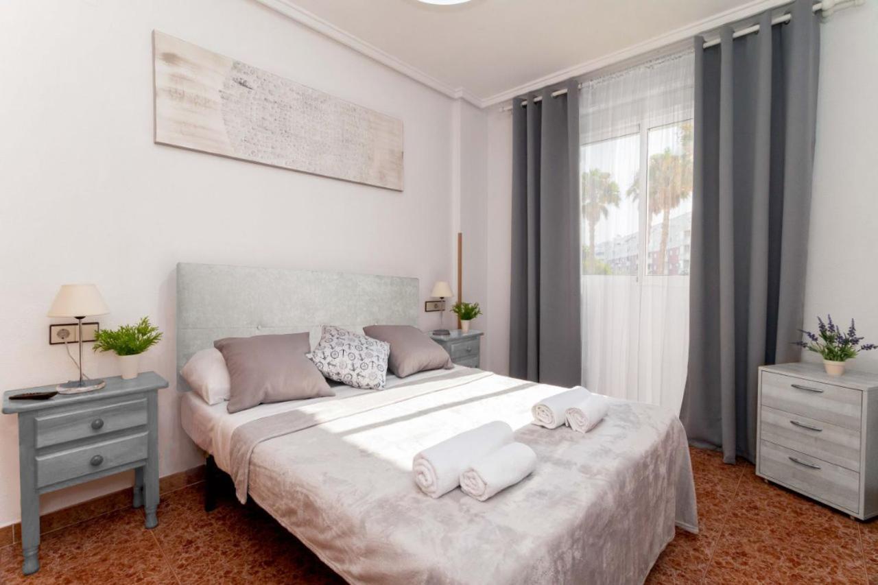 Apartamentos Villa Madrid Τορεβιέχα Εξωτερικό φωτογραφία
